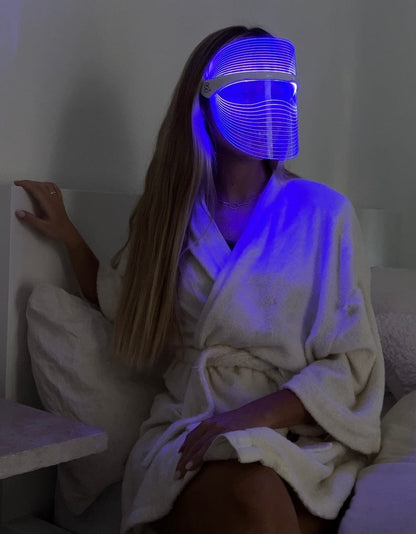 Social Skin 3-in-1 LED Light Therapy Face Mask